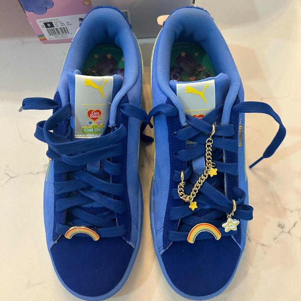 PUMA x CARE BEARS x SESAME STREET Basket
Women's "Grumpy Grouchy" Sneakers